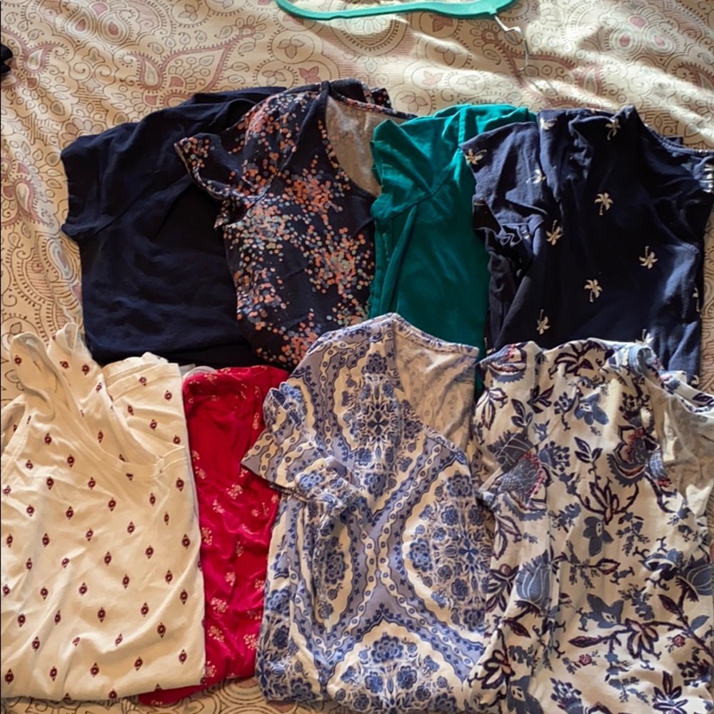 Lot of old navy and motherhood tops- GUC